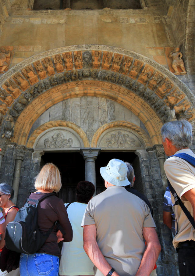 Visita del pórtico de la Catedral de Oloron Santa-María