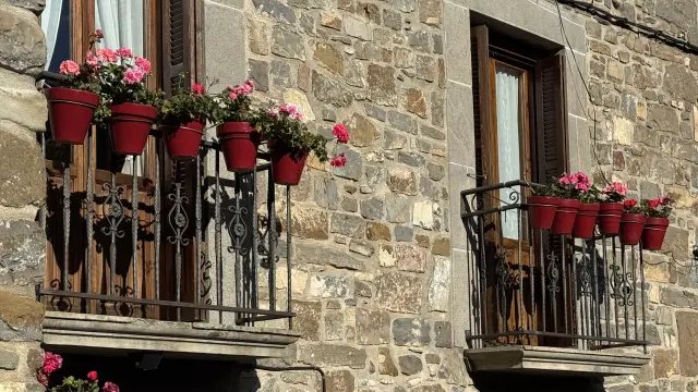 Façade de maison en Pyrénées espagnoles.