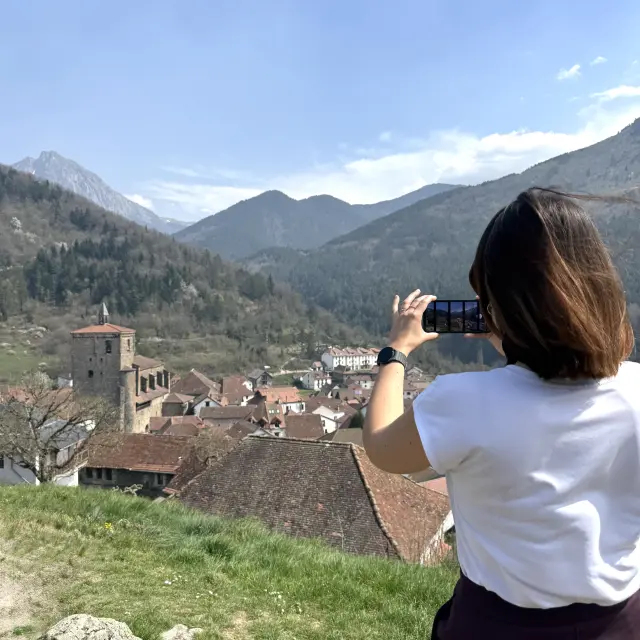 Village de Navarre en Pyrénées espagnoles.